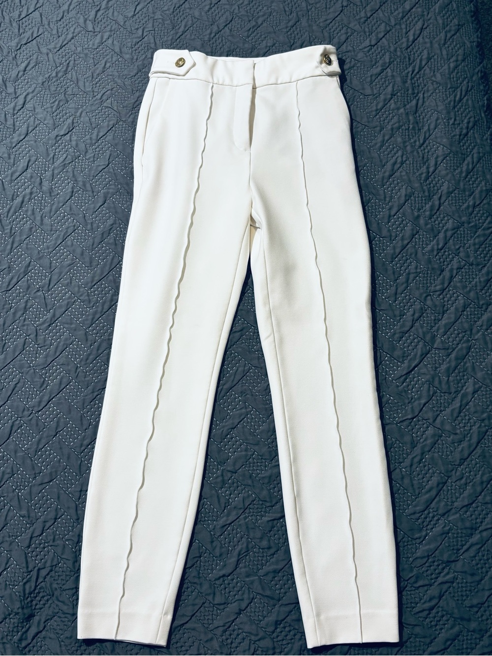Express white Scalloped-Front Skinny Pants with Gold Button Detail